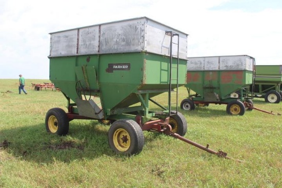 Parker 225 Bu. Gravity Wagon w/ Ext. & Westendorf Gear