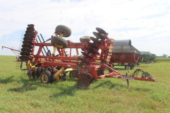 2009 Krause 7400 24 Ft. Cushion Gang Disk