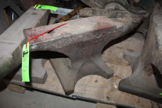 Peter Wright 23 In. (+/-140 LB) Anvil w/ #1 Stamp