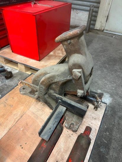 Quinn Wire & Iron Cast Shear
