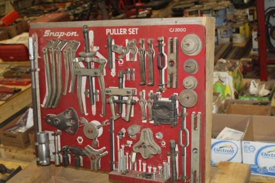 Snap-On CJ 2000 Puller Set