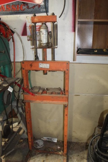 Central Hydraulics 12T Shop Press