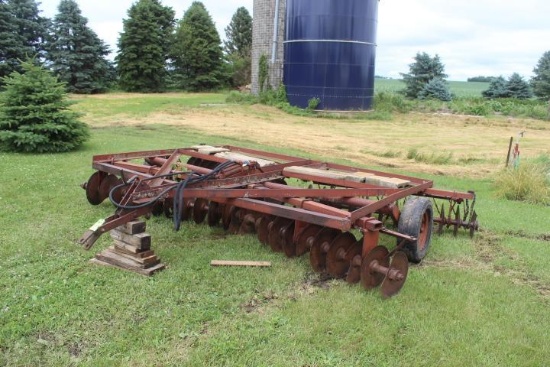 IH No. 37 14 Ft. PT Disk, Some Broken Blades