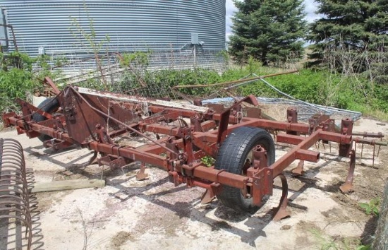 3 Pt. 12 Ft. Cult. w/ 2 Bar Harrow