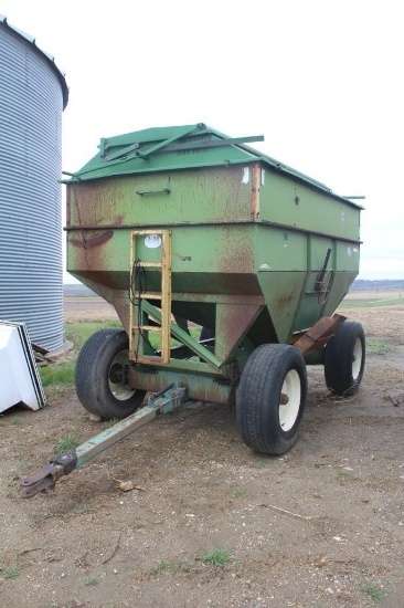 J&M 350-20 gravity wagon w/ AG topper, 13 ton gear