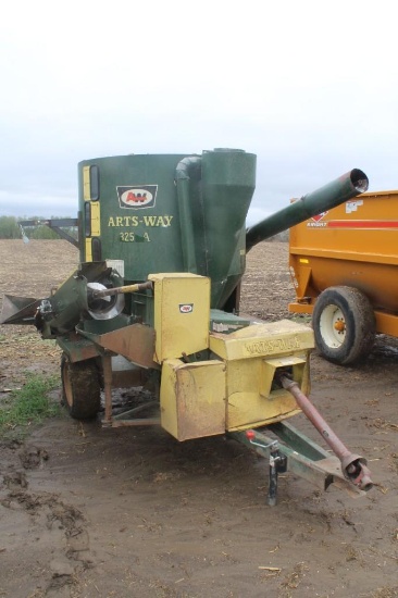 Arts Way 325-A grinder mixer