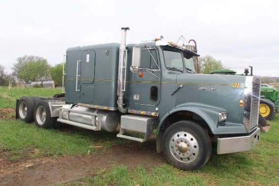 1987 Freightliner Semi w/ Sleeper