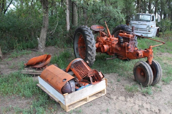 SC Case Tractor w/ NF, 11.8-38 Tires, Project Tractor , Not Running