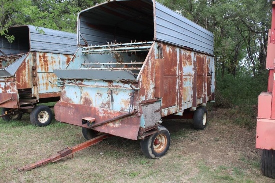 Forage King A-18 Silage Wagons w/ Gear, SN:208