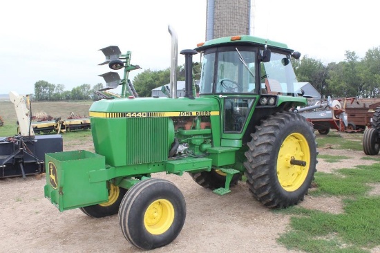 JD 4440 Tractor w/ SG Cab, Powershift Trans., 8,310 Hours, less than 1000 Hours on OH, (1979)