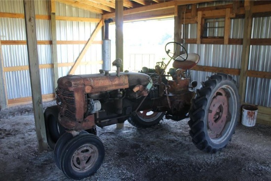 C-Farmall Tractor w/ NF, 12V, 9.5-36 Tires, SN:47577