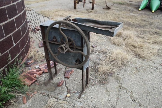 JD Galv. Corn Sheller