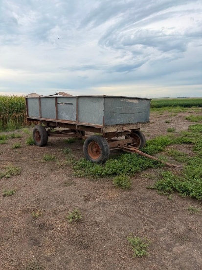 Case-O-Matic Galv. Wagon on Gear