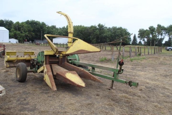 JD #35 PT Chopper w/ Corn & Hay Head