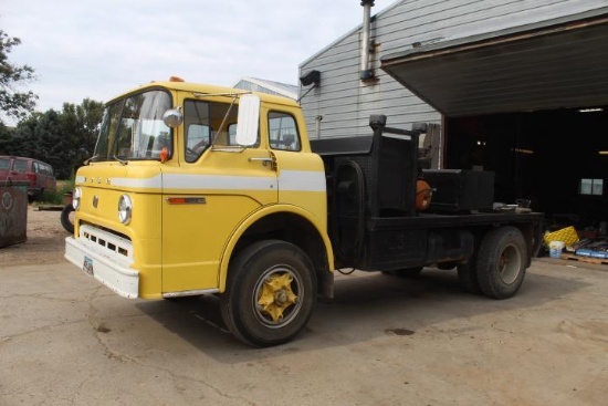 1972 Ford C-750 Cabover Truck, 352 Truck Engine, 5 Spd. Manual Trans, Gas, 32,396 Miles