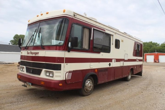 1993 32ft. Spartan Sun Voyager Vintage Class A Motorhome by Gulf Stream, 5.9 Cummins, 100,200 Miles