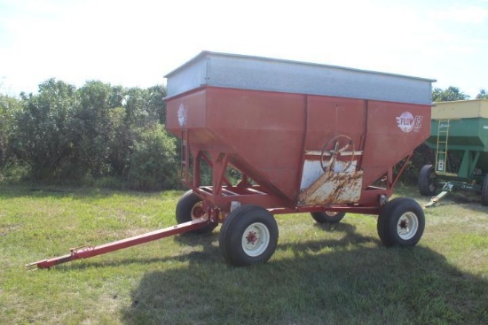 EZ Flow Mdl. 300 Gravity Wagon w/ 1074 Gear