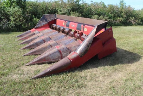 IH 1063 6RN (30 In.) Corn Head