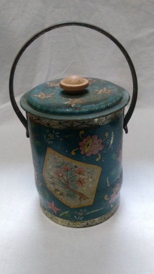 Vintage tin Decorative Can