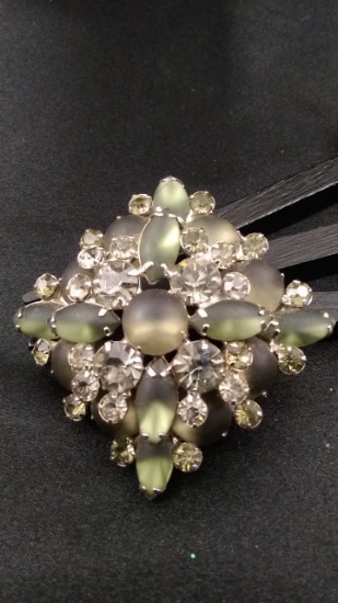 Vintage Rhinestone Brooch