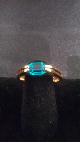 Vintage Ring, Green gem