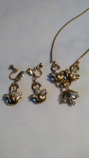 Vintage Rhinestone Necklace and Earring set
