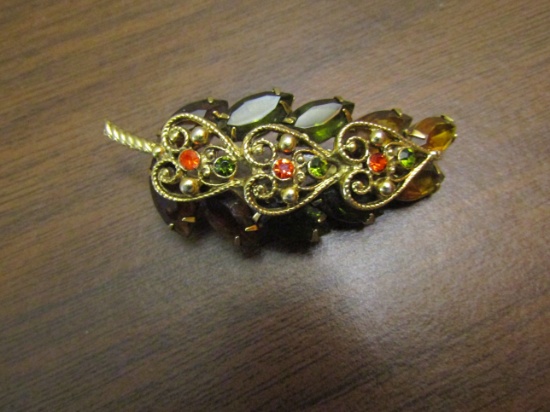 Vintage Gold Tone Rhinestone Brooch