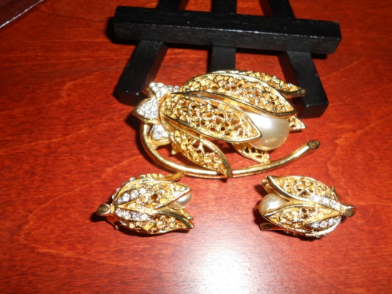 Vintage Brooch and Earrings Set