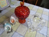 Lot of 4 Carnival Glass and Glass Basket
