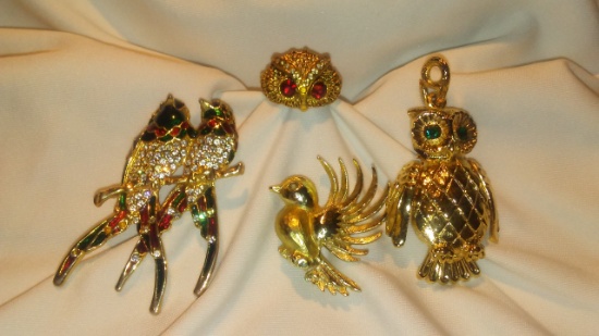 Lot of 4 Colorful Avian Pin and Brooch and Emerald and Ruby Eyed Owl Pendant and Ring