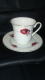 2 Piece Set Darice Red Hat Tea Cup and Saucer