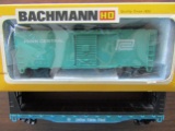 Bachmann HO Pennsylvania Central Box Car and US Steel Flat Car