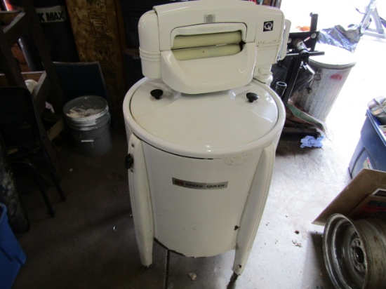 Vintage Speed Queen Electric Washer with Wringer