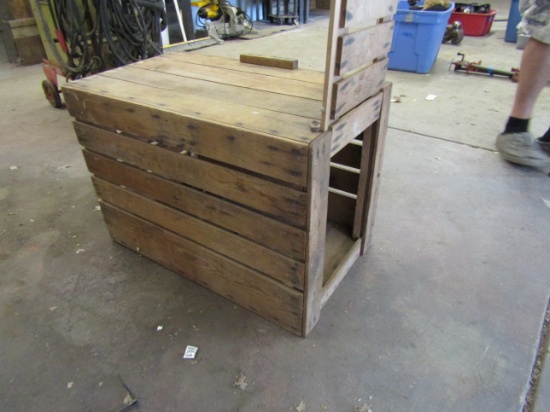 Wood Animal Crate with Slidding door