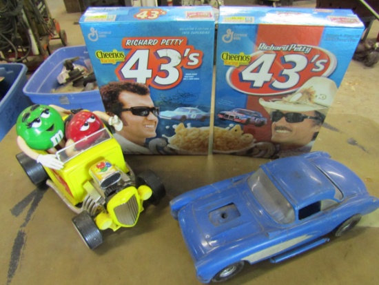 2 Cheerios Richard Petty unopened and 2 Toy Cars