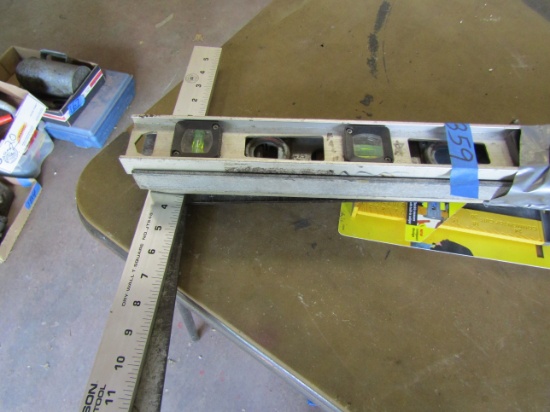 Lot of 6 Levels, T-Square, Carpenter Square