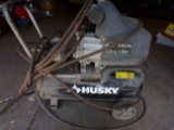 Husky 8 Gallon, Air Compressor, 125 PSI