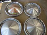 Lot of 4 Wheel Covers, 1- Ray Van '07 Pinstriped