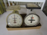 2 Vintage Scales, Universal and Hanson