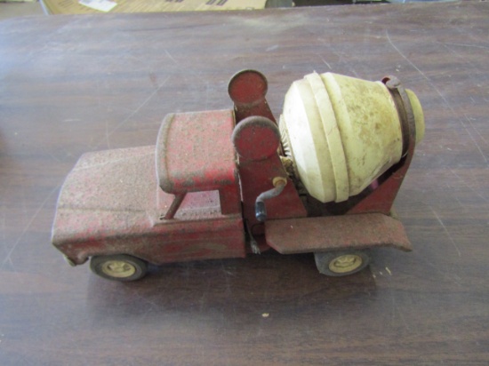 Vintage Metal Tonka Cement Truck