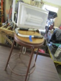 Lot of 2 Stool and Work Light