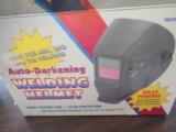 Auto Darkening Welding Helmet, New in Box