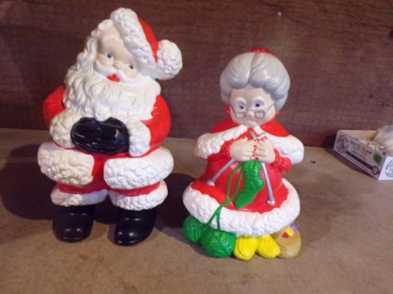 Mr. and MRS. Santa Clause marked ATLANTIC MOLD