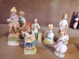 6 Ceramic Figurines