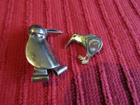 Vintage Abalone and Silver Tone Penquins Brooch / Pin