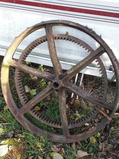 Cast Iron Wheel c/w inner drive