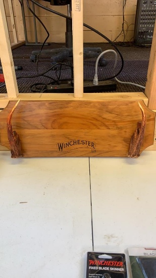 Winchester gun rack