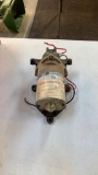 12 V pump