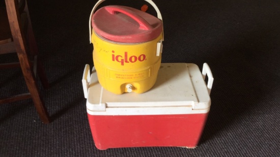 Ice chest & igloo