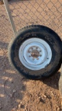 245/75R16 tire and rim